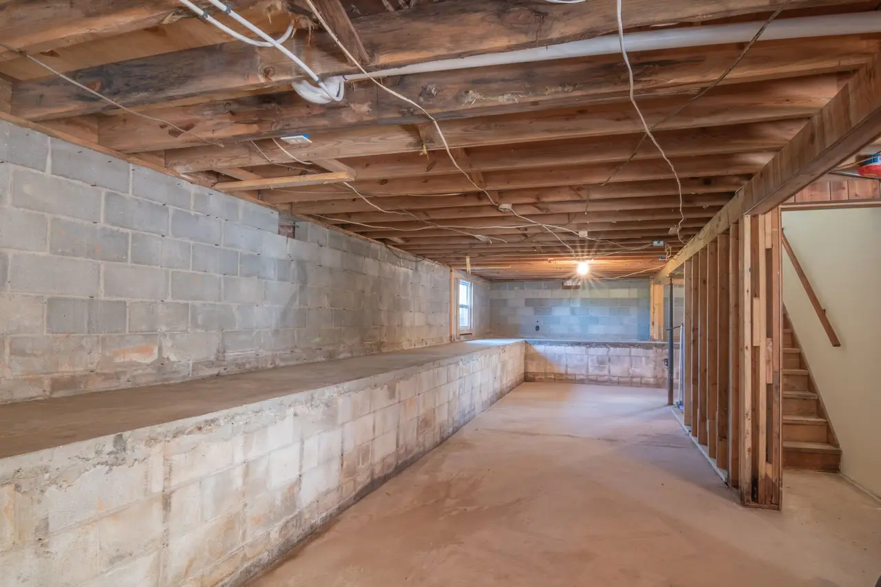 Local Same Day Spray Foam Removal example